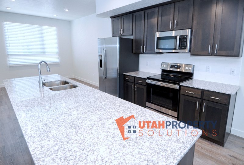 Beautiful Pet-Friendly Townhome! property image