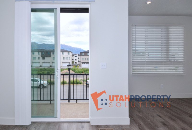 Beautiful Pet-Friendly Townhome! property image