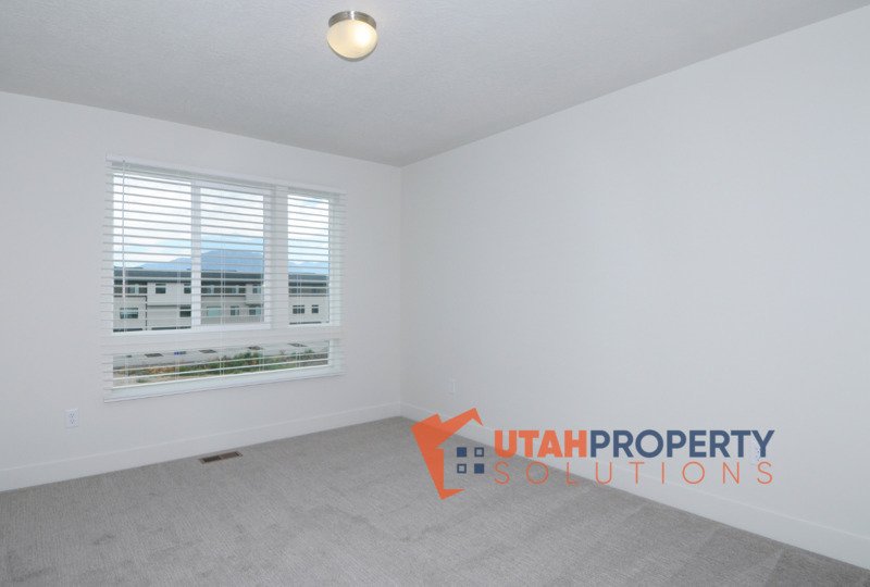 Beautiful Pet-Friendly Townhome! property image