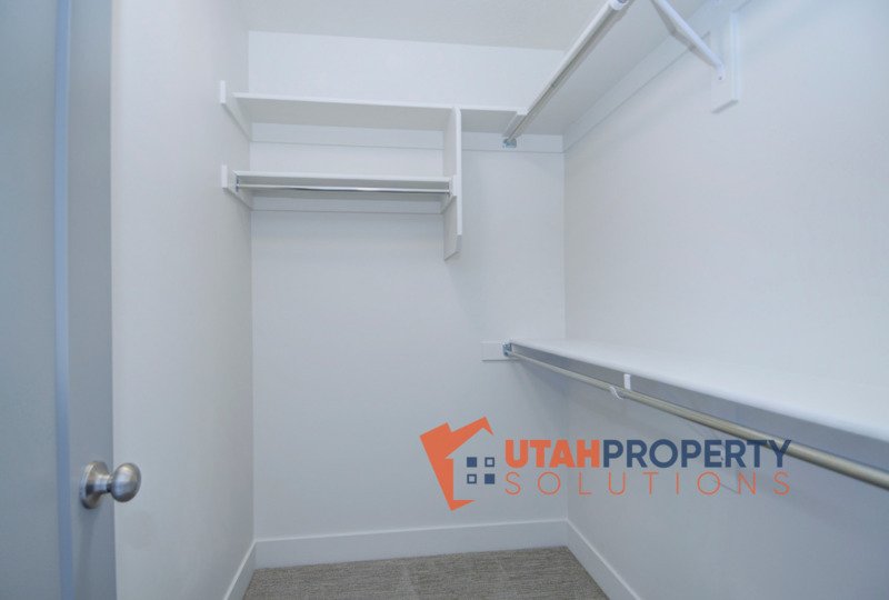 Beautiful Pet-Friendly Townhome! property image