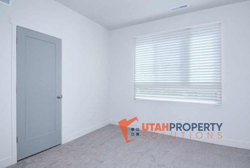 Beautiful Pet-Friendly Townhome! property image