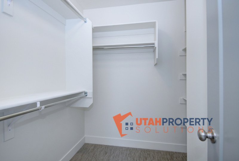Beautiful Pet-Friendly Townhome! property image