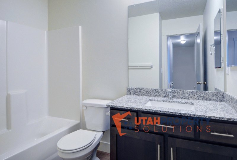 Beautiful Pet-Friendly Townhome! property image