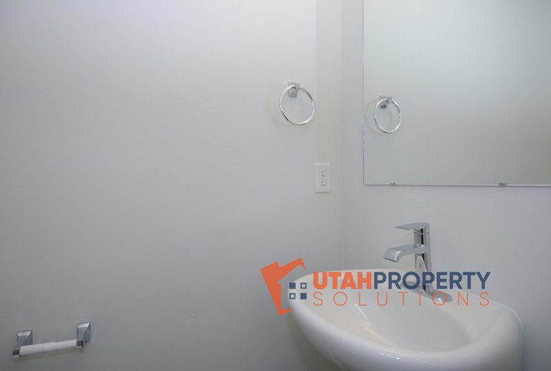 Beautiful Pet-Friendly Townhome! property image