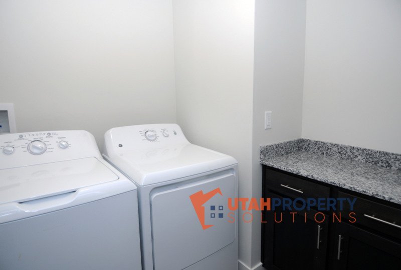 Beautiful Pet-Friendly Townhome! property image