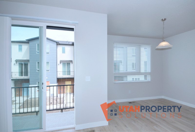 Gorgeous Pet-Friendly Townhome for Rent! property image