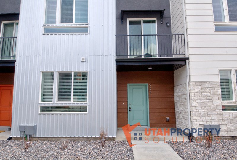 Gorgeous Pet-Friendly Townhome for Rent! property image