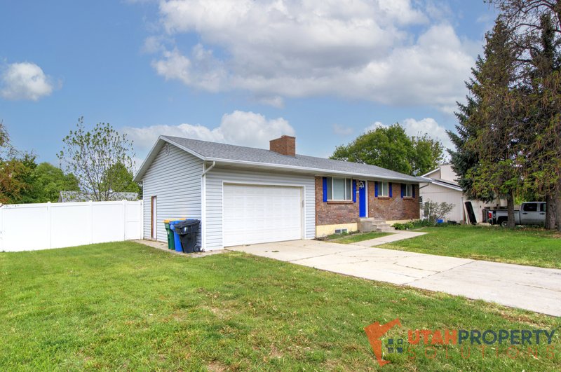Pet Friendly 4 Bedroom Home in Orem property image
