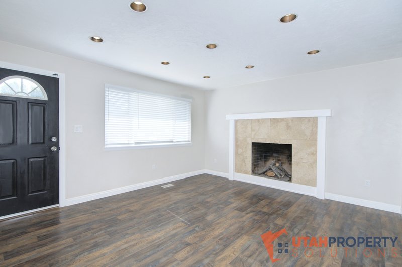 Pet Friendly 4 Bedroom Home in Orem property image