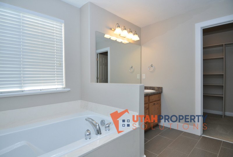 Spacious Single Family Home in Herriman! property image