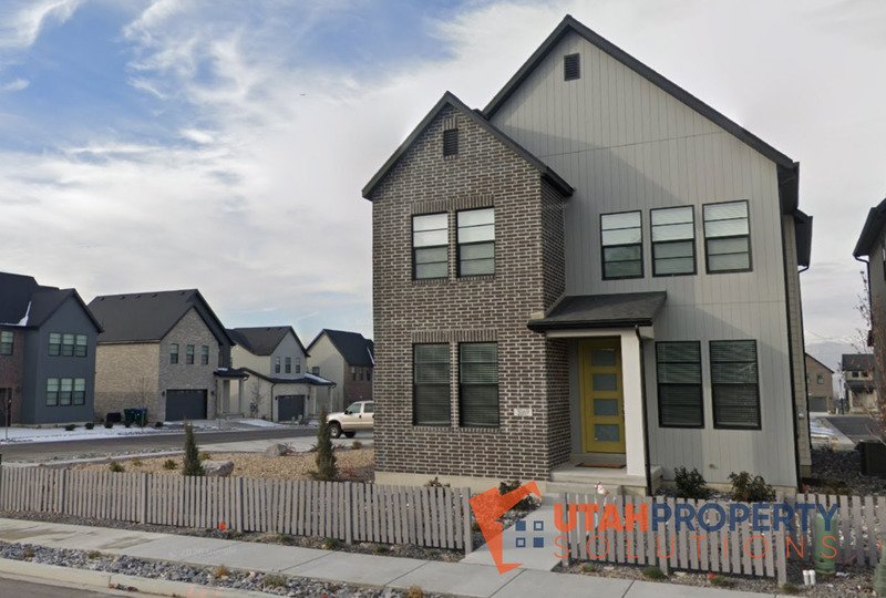 Beautiful, Pet Friendly Home in Lehi! property image