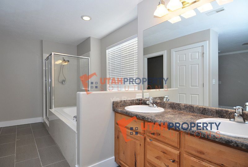 Spacious Single Family Home in Herriman! property image