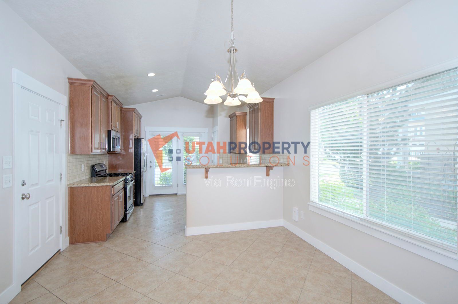 Gorgeous Home in Sandy! property image