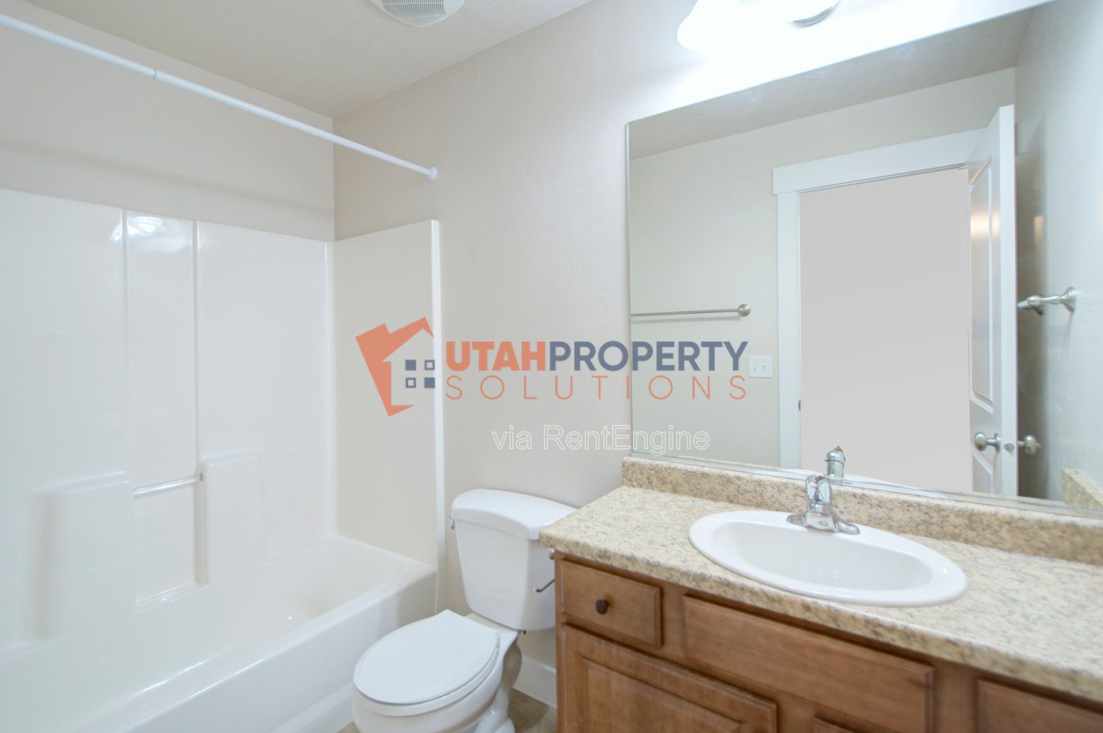 Gorgeous Home in Sandy! property image