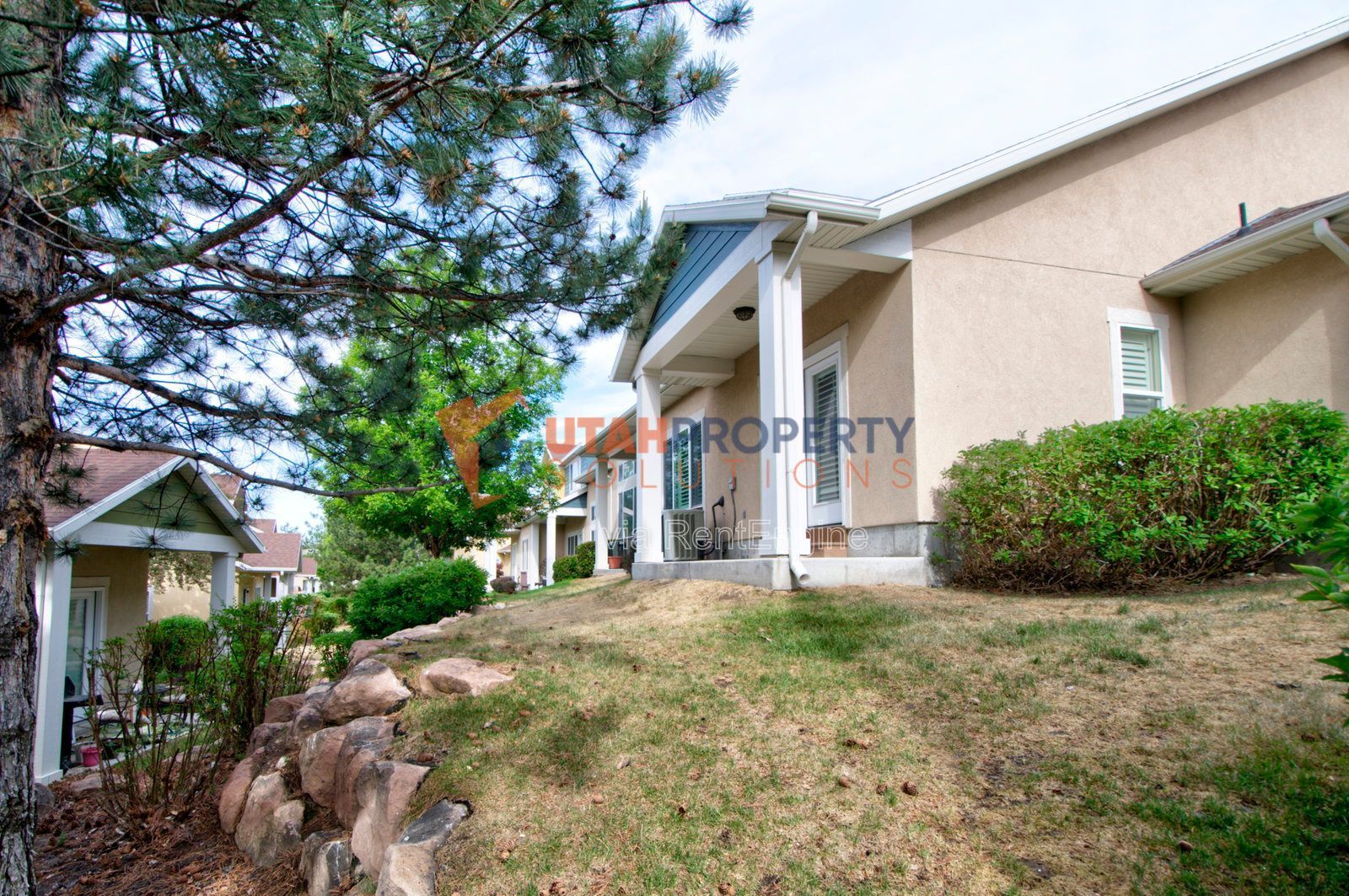 Gorgeous Home in Sandy! property image