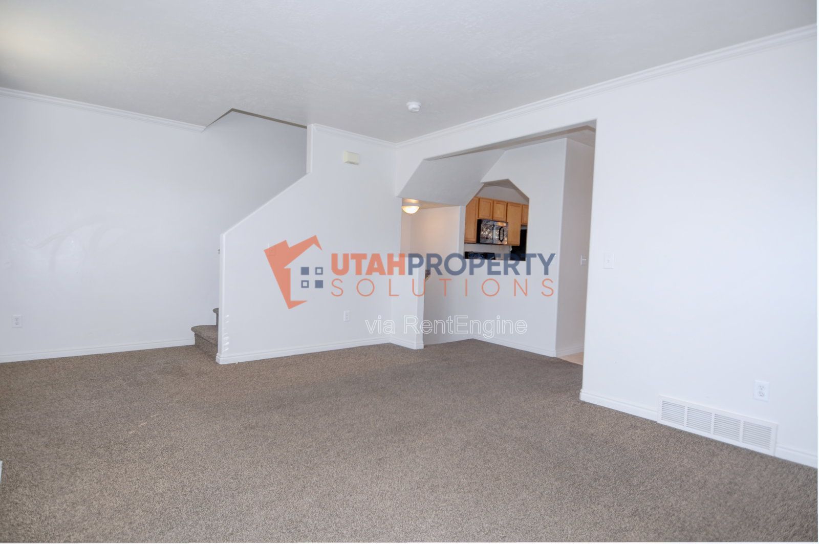Pet Friendly Home in Draper! property image