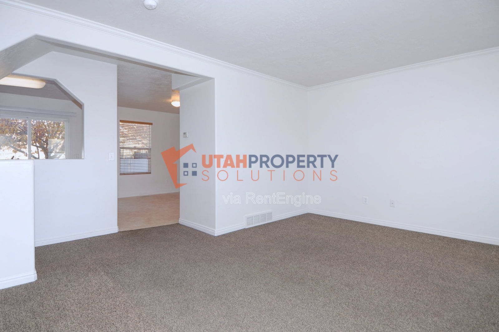 Pet Friendly Home in Draper! property image