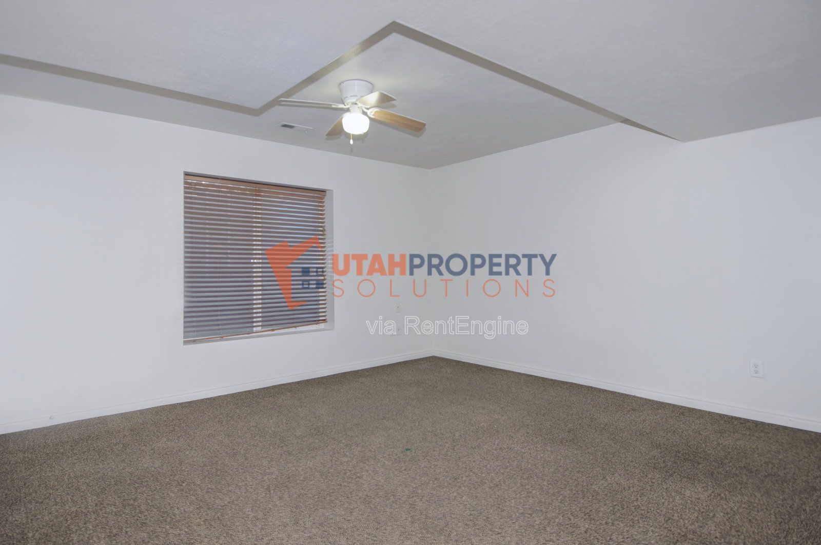 Pet Friendly Home in Draper! property image