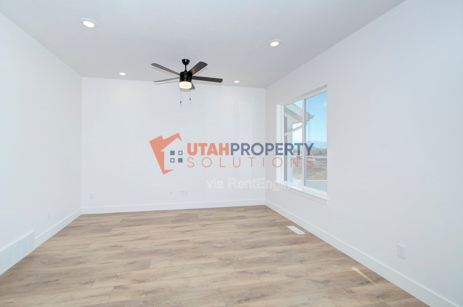 Brand New Townhome Near Mountain View Village property image
