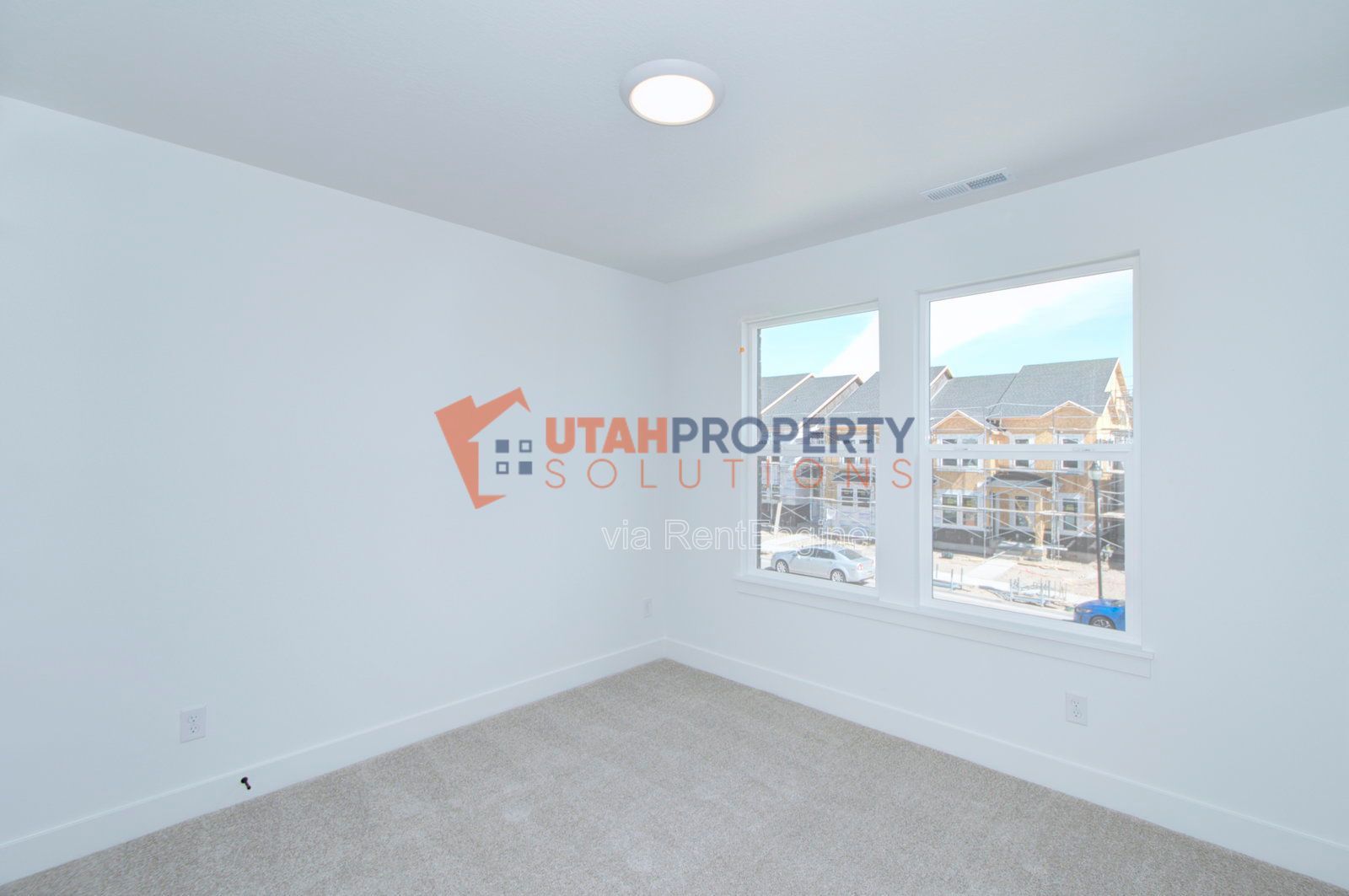 Brand New Townhome Near Mountain View Village property image