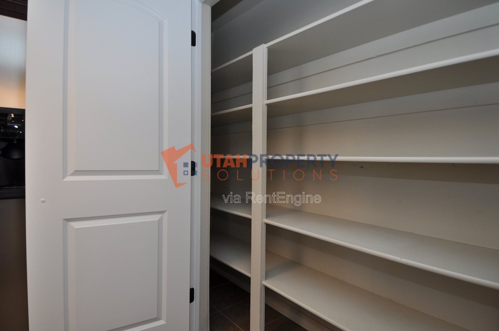 Beautiful Salt Lake Condo for Rent! property image