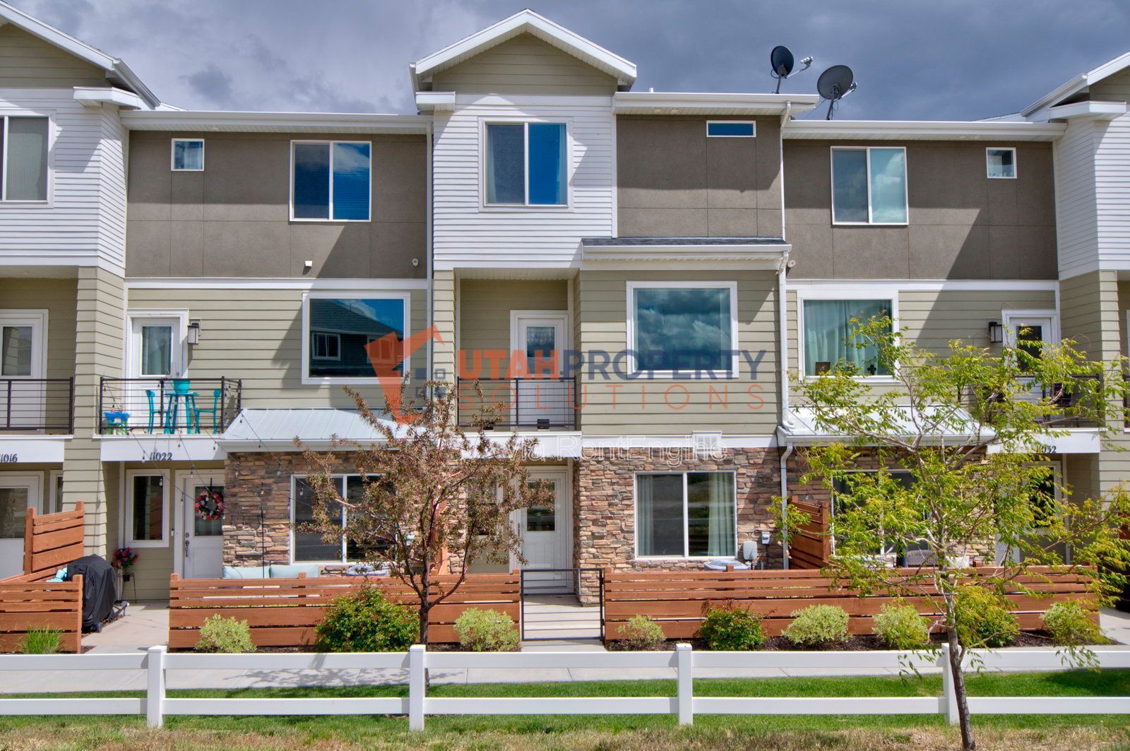 Gorgeous Townhome In South Jordan! property image