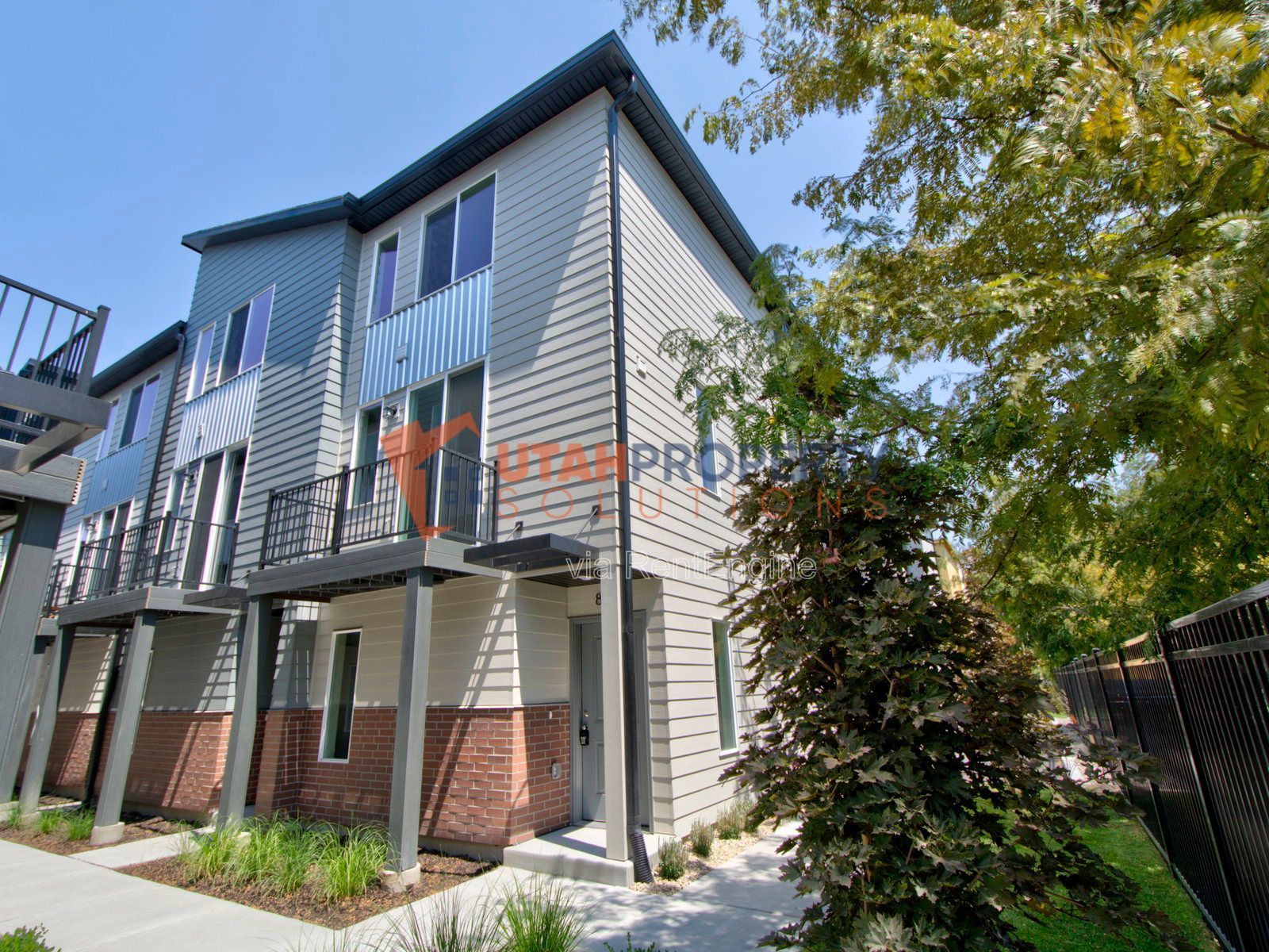 Pet Friendly, End Unit Townhome! property image