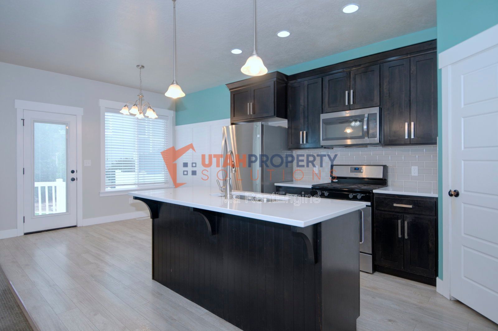 Spacious 4-Bedroom Townhome in Bluffdale! property image