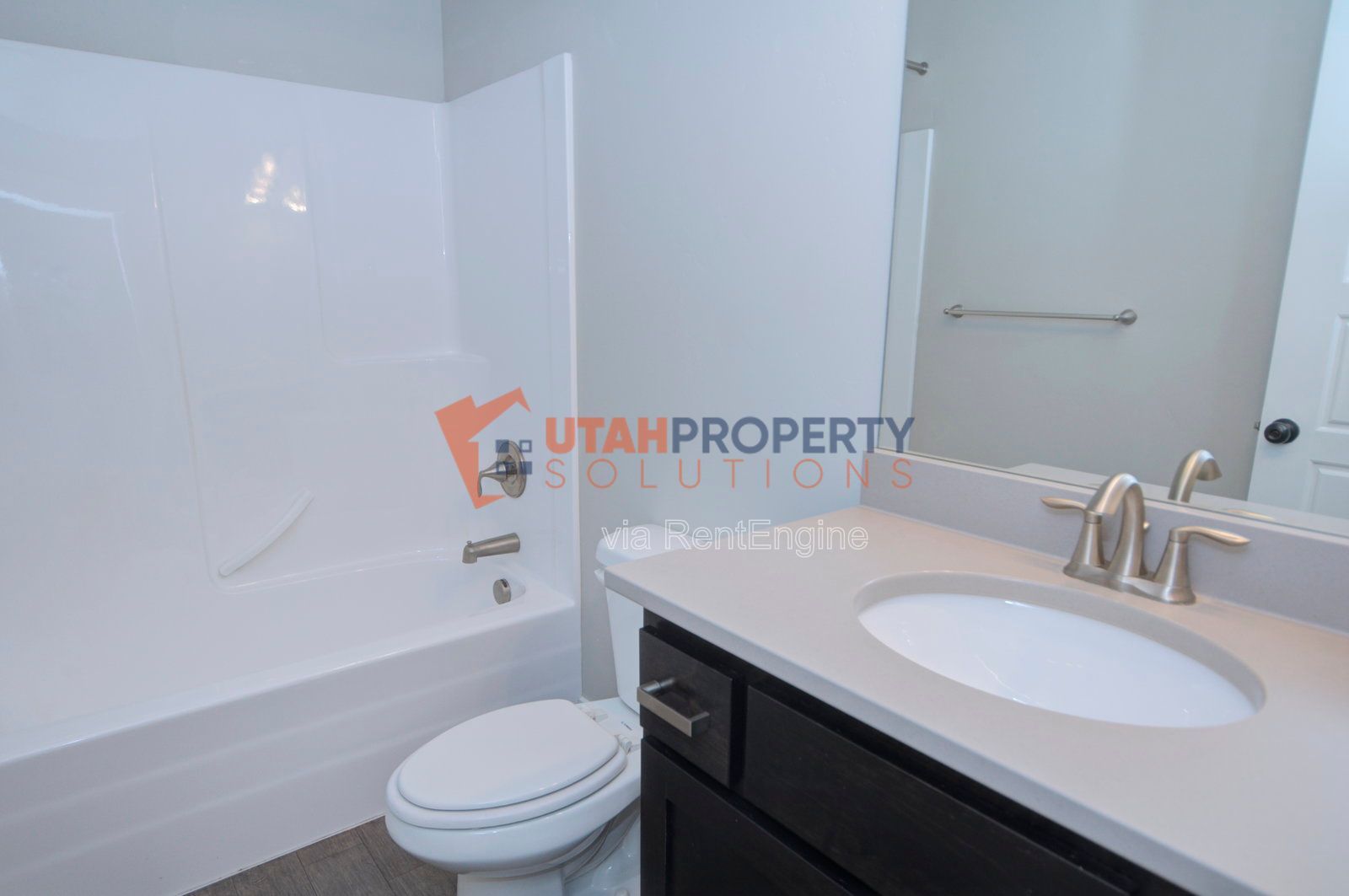 Spacious 4-Bedroom Townhome in Bluffdale! property image