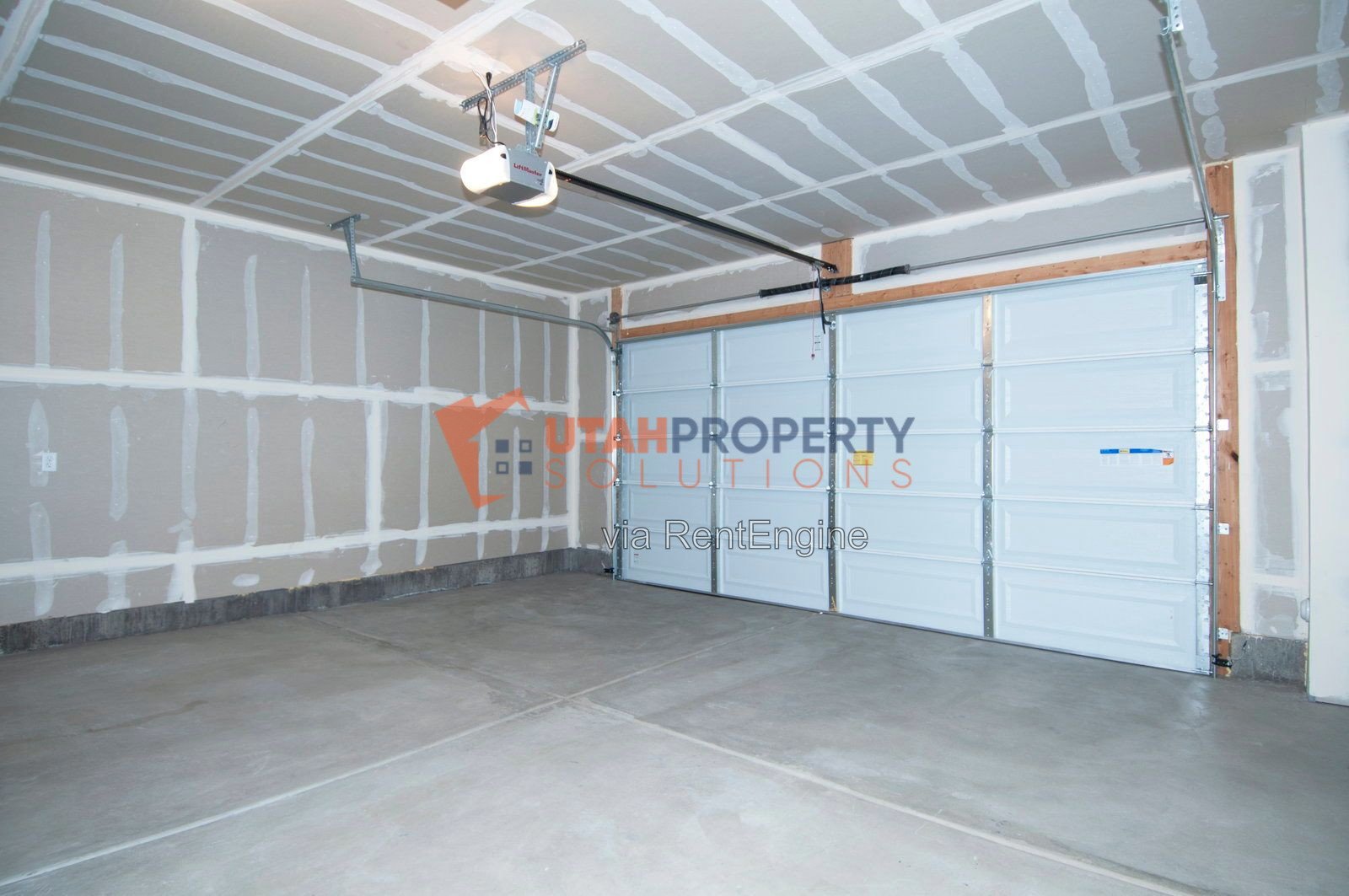 Pet Friendly Town Home in Rockwell Ranch! property image