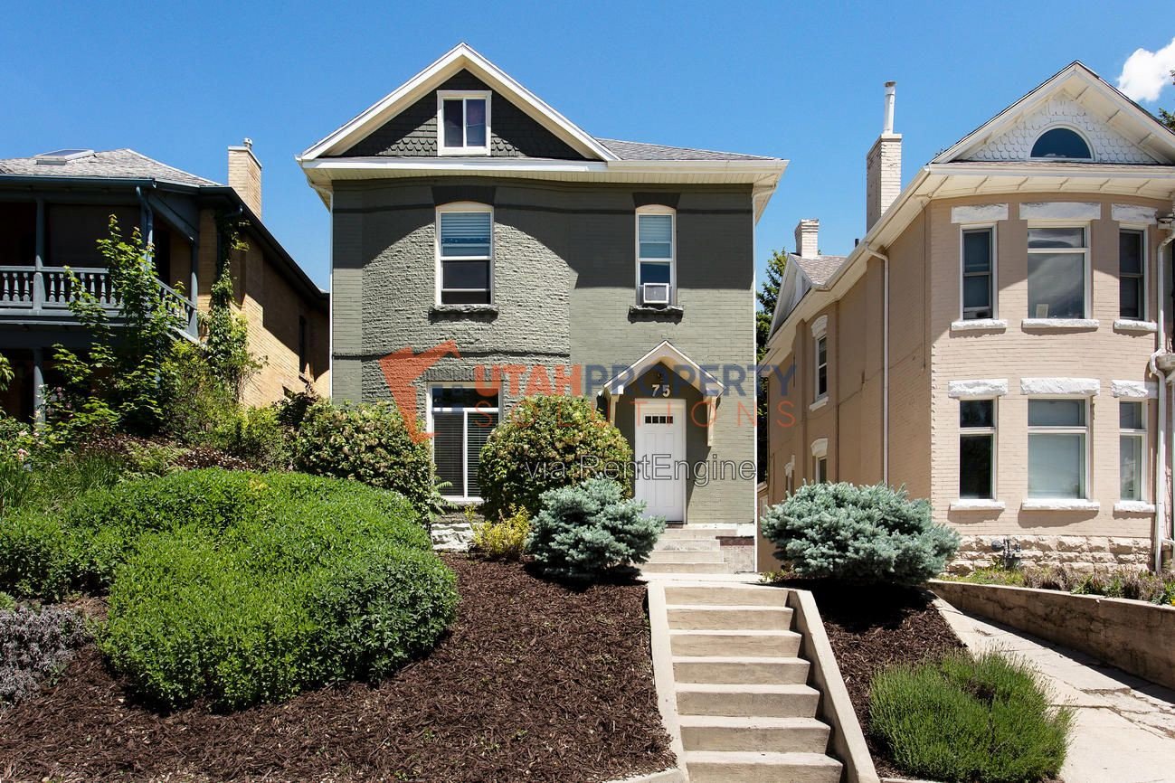 Beautiful Top Floor Apartment in Salt Lake! property image