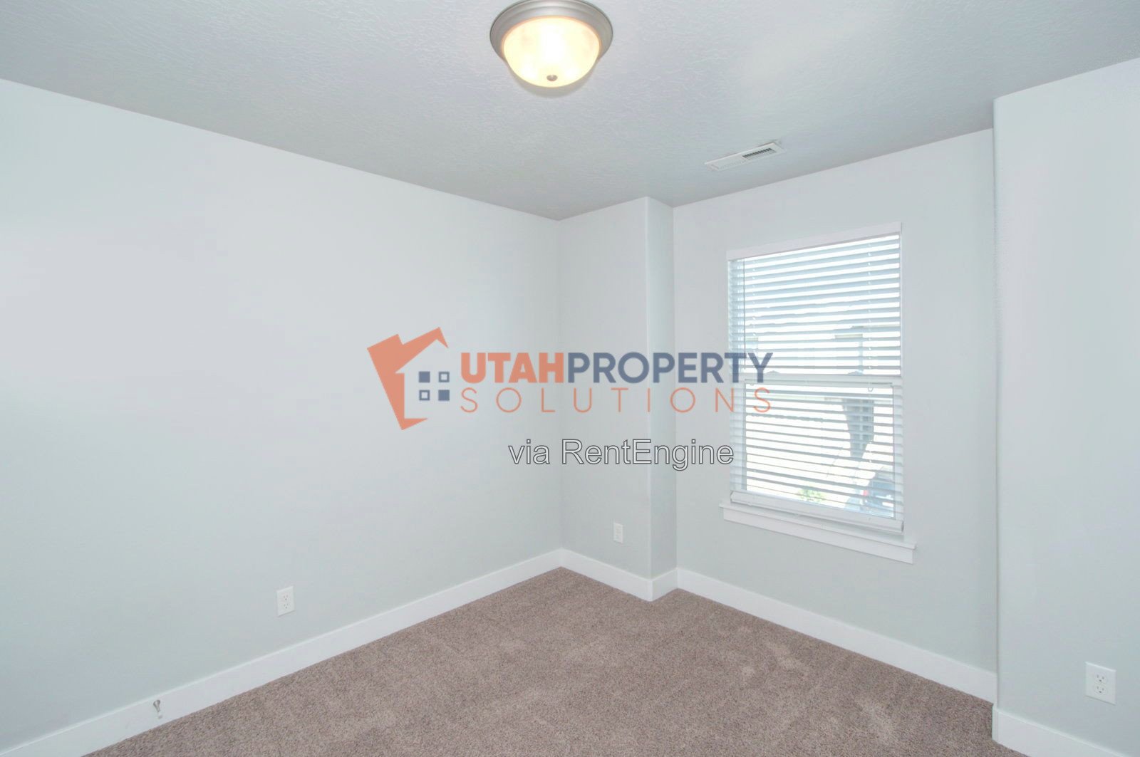 Beautiful Pet Friendly Home in Herriman! property image