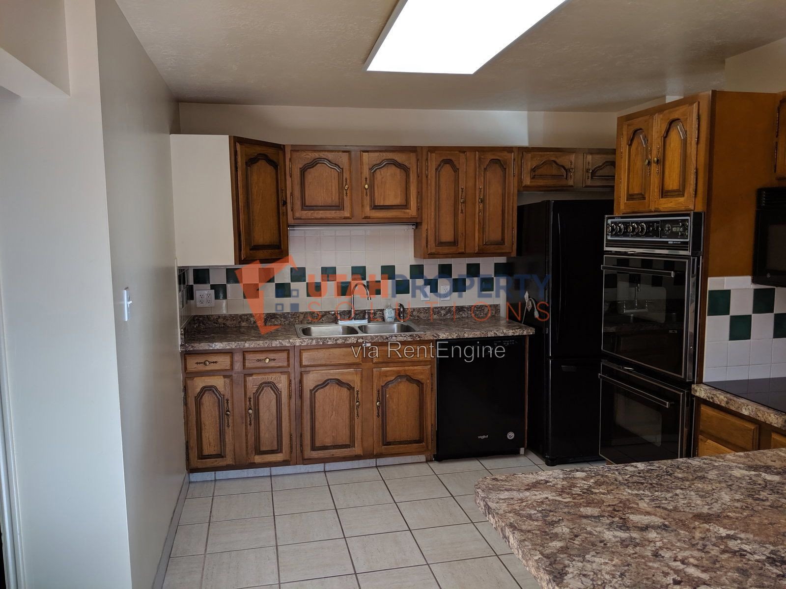 1532 West Dupont Avenue property image