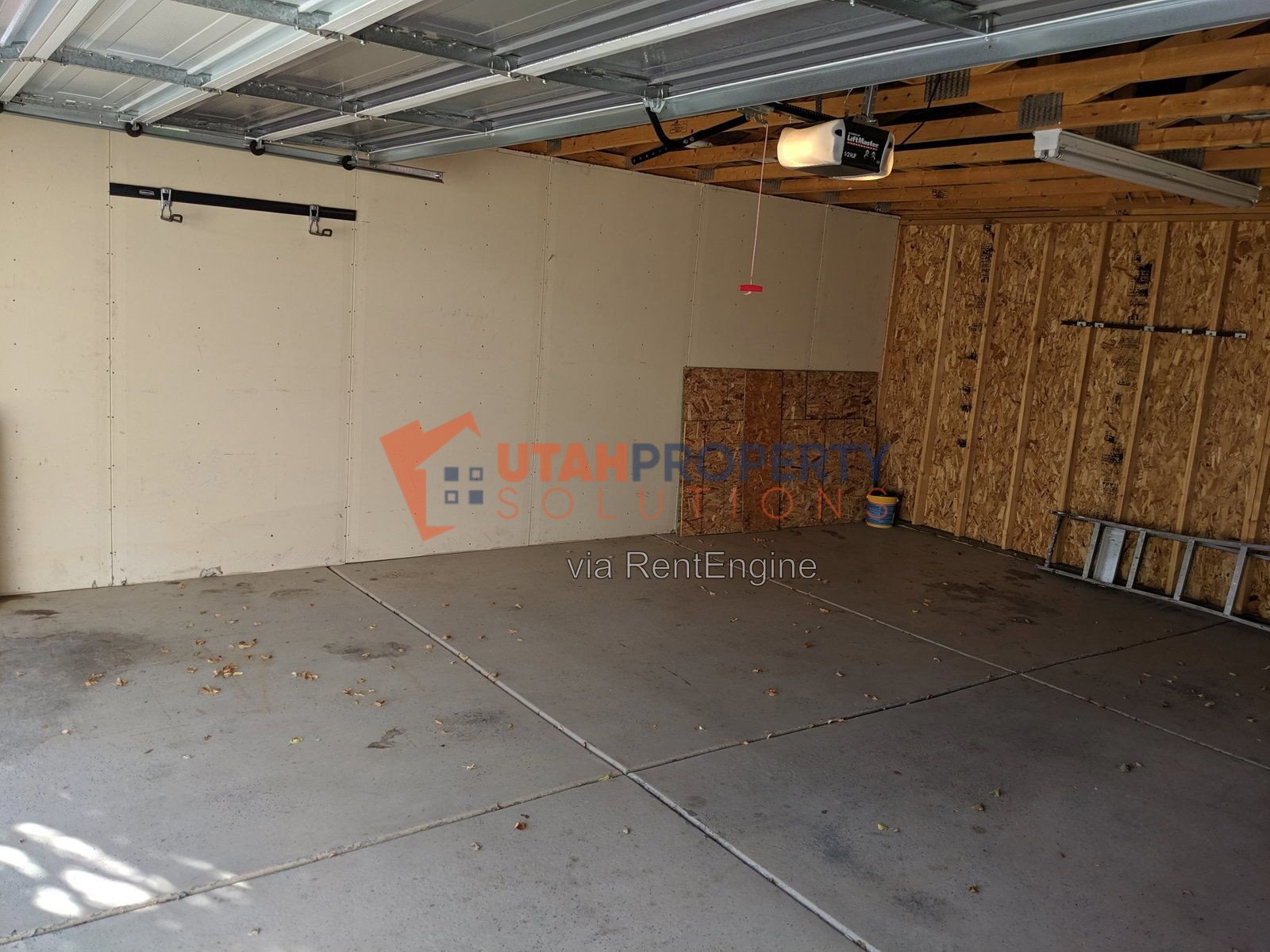 1532 West Dupont Avenue property image