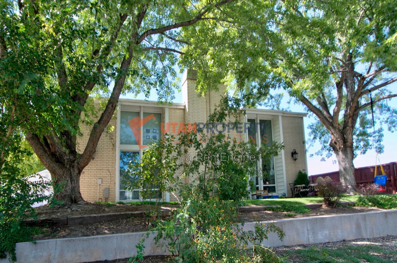 Pet-Friendly Cottonwood Heights Duplex for Rent! property image